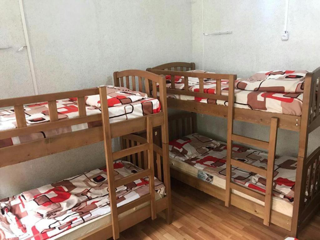 Machabelli 11A Hostel Tbilisi ภายนอก รูปภาพ