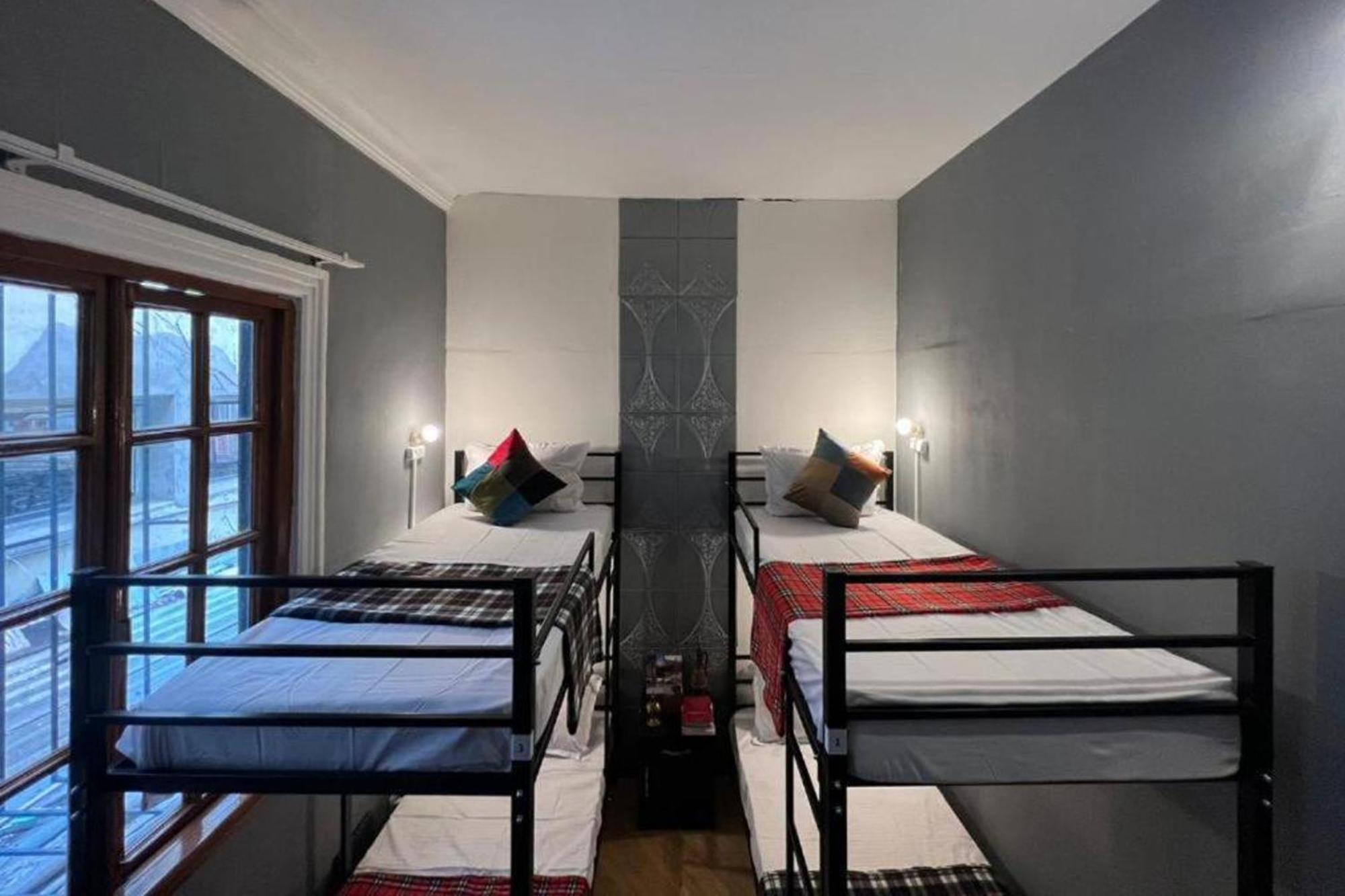 Machabelli 11A Hostel Tbilisi ภายนอก รูปภาพ